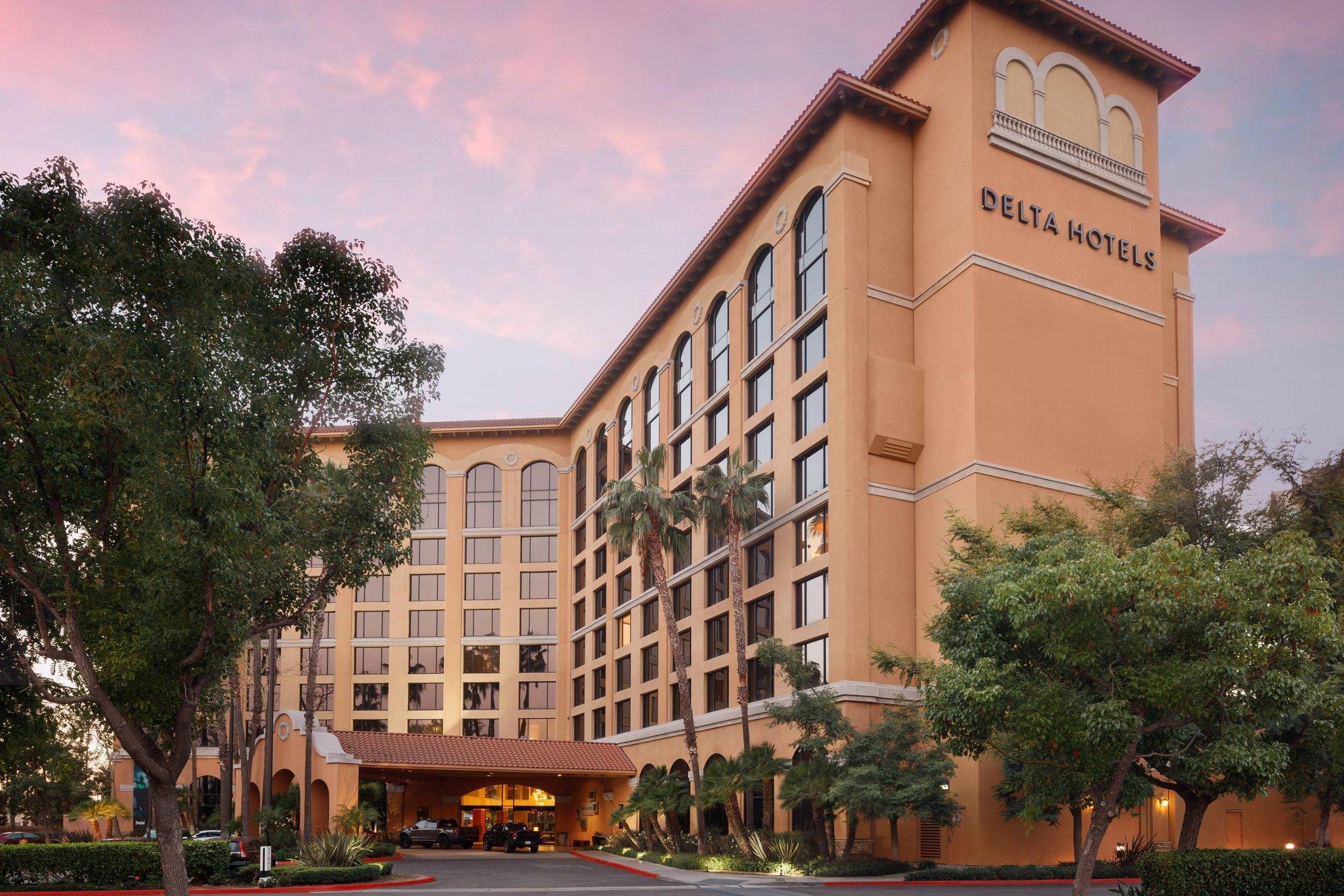 Delta Hotels By Marriott Anaheim Garden Grove Eksteriør billede