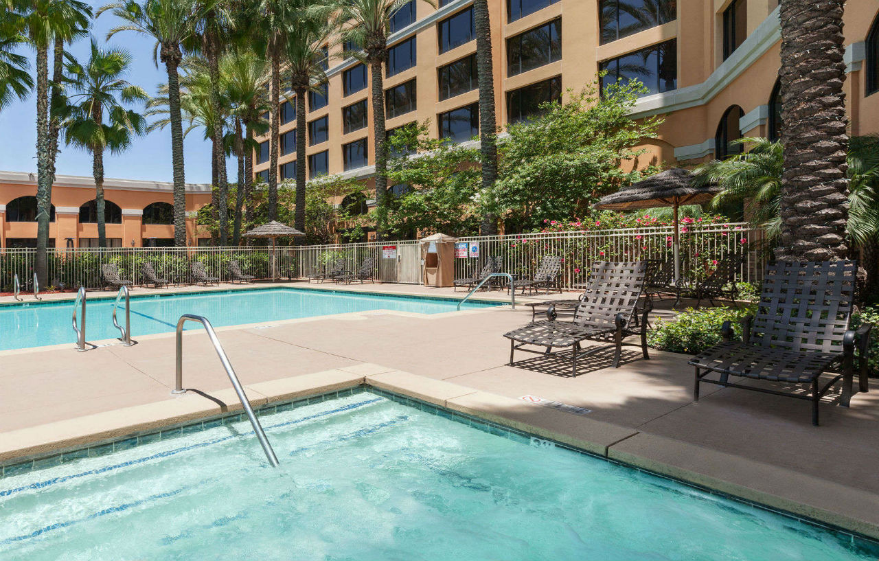 Delta Hotels By Marriott Anaheim Garden Grove Eksteriør billede